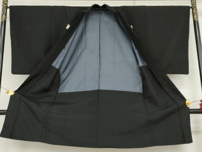平和屋着物●男性　黒紋付　羽織セット　紬地　正絹　逸品　AABG9945cs