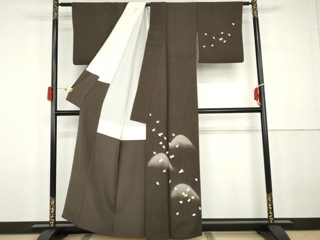 平和屋着物●訪問着　作家物　紬縮緬　舞花文　金彩　正絹　逸品　AABG9959cs 平和屋着物○訪問着 作家物 紬縮緬 舞花文 金彩 正絹 逸品 AABG9959cs