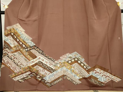 平和屋着物●十日町友禅作家　龍谷　色留袖　吉祥花蝶松文　金彩　正絹　逸品　AABG9970cs