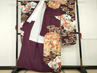 平和屋着物●豪華振袖・長襦袢(袷・半衿刺繍)セット　駒刺繍　雲取り流水枝花文　金彩　松坂屋扱い　正絹　逸品　AABG9973cs