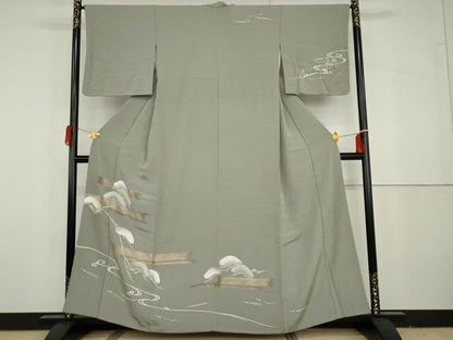 平和屋着物●京友禅作家　倉田泰波　訪問着　流水花松文　正絹　逸品　AABG9982cs