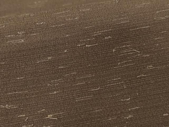 平和屋着物●男性　お召　アンサンブル　着物：煤竹色　羽織：濃鼠色地　正絹　逸品　AABG9996cs