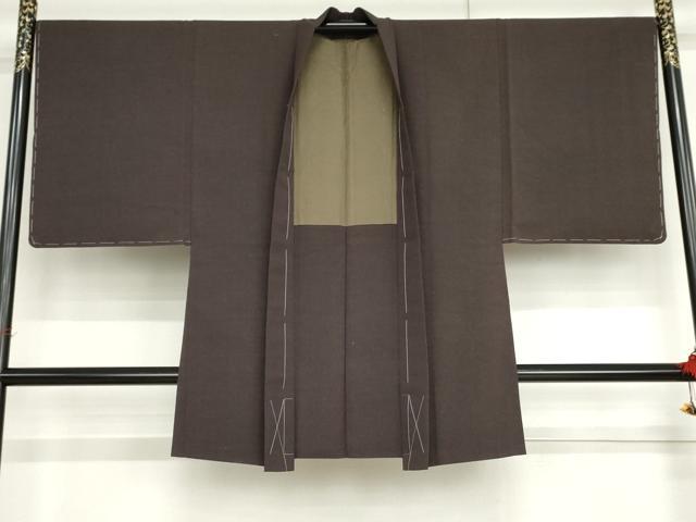 平和屋着物●男性　お召　アンサンブル　着物：煤竹色　羽織：濃鼠色地　正絹　逸品　AABG9996cs