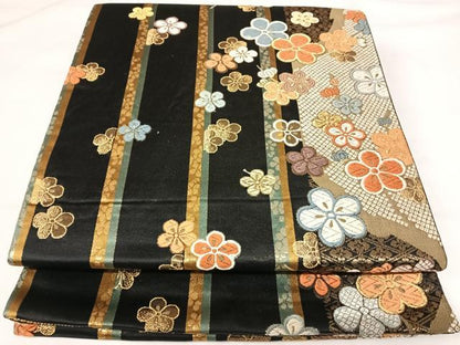平和屋着物◎六通柄袋帯 唐織 舞花文 黒地 金糸 正絹 逸品 AABH0095yx