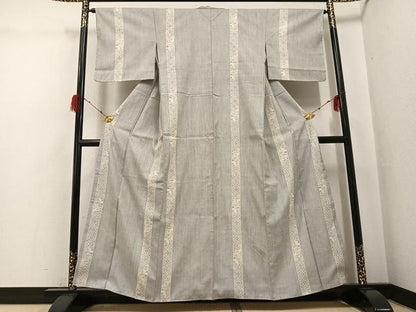 平和屋着物●本場結城紬　重要無形文化財　100亀甲　草花間道　正絹　逸品　未使用　AABH0411ph