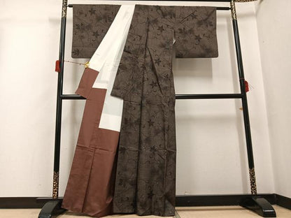 平和屋着物●本場大島紬　カタス7マルキ　葡萄唐草文　正絹　逸品　AABH0441ph