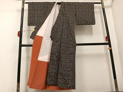 平和屋着物●本場大島紬　龍郷絣　秋名バラ　正絹　逸品　AABH0454ph