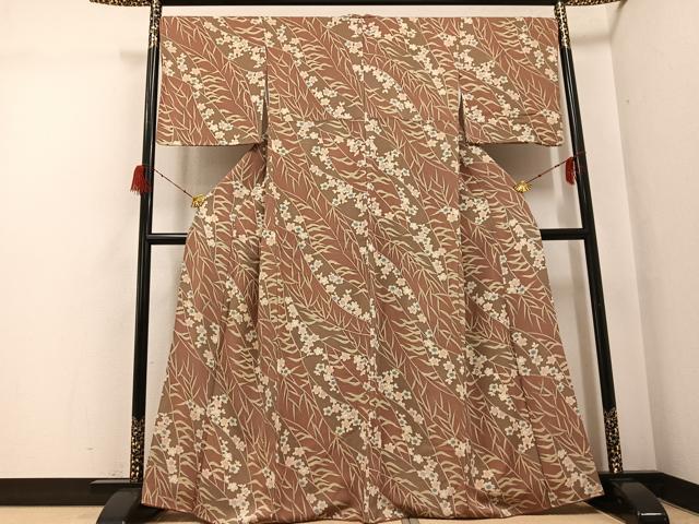 平和屋着物●上質な小紋　草花文　鬼しぼ縮緬　正絹　逸品　AABH0456ph
