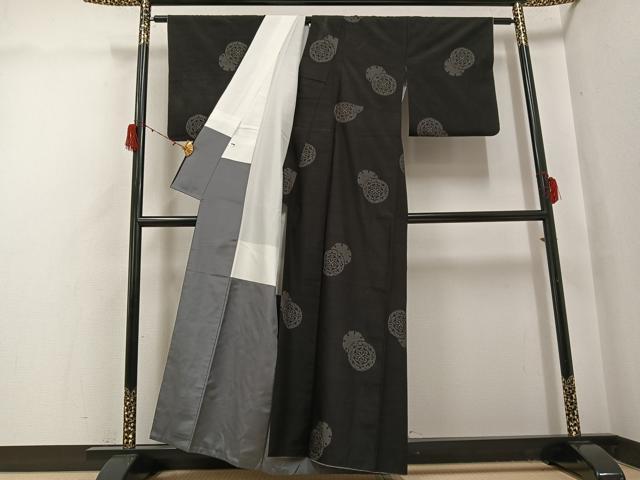 平和屋着物●結城紬　100亀甲　飛び亀甲　源氏車花文　正絹　逸品　AABH0462ph