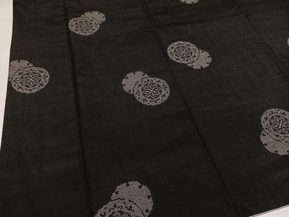 平和屋着物●結城紬　100亀甲　飛び亀甲　源氏車花文　正絹　逸品　AABH0462ph