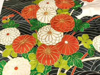 平和屋着物●豪華振袖　駒刺繍　立波菊文　金彩　正絹　逸品　AABH0463ph