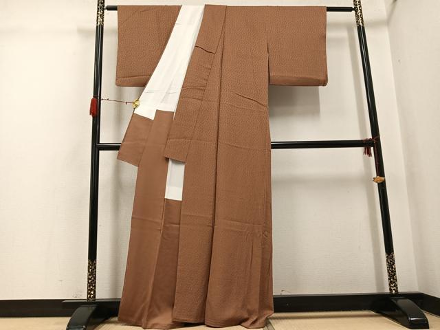 平和屋着物●上質な色無地　胡桃色　正絹　逸品　AABH0467ph
