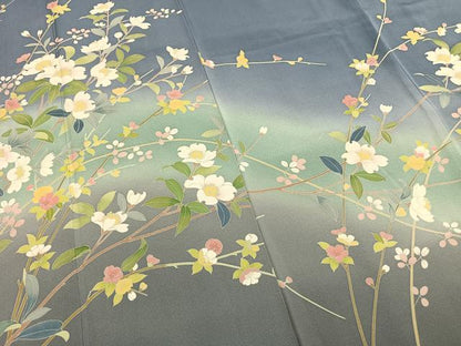 平和屋着物●訪問着　友禅　作家物　枝花文　暈し染め　正絹　逸品　AABH0482fy