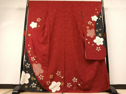 平和屋着物●豪華振袖　駒刺繍　絞り　舞花文　金彩　鈴乃屋扱い　正絹　逸品　AABH0490fy