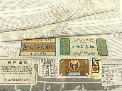 平和屋着物●本場大島紬 白大島 カタス7マルキ 特殊白染 手織 色紙草花文 友原織物謹製 湯水清子作 証紙付き 正絹 逸品 未使用 AABH0529fy