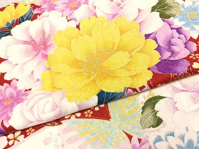 平和屋着物●豪華振袖　花蝶文　金彩　正絹　逸品　AABH0598fy