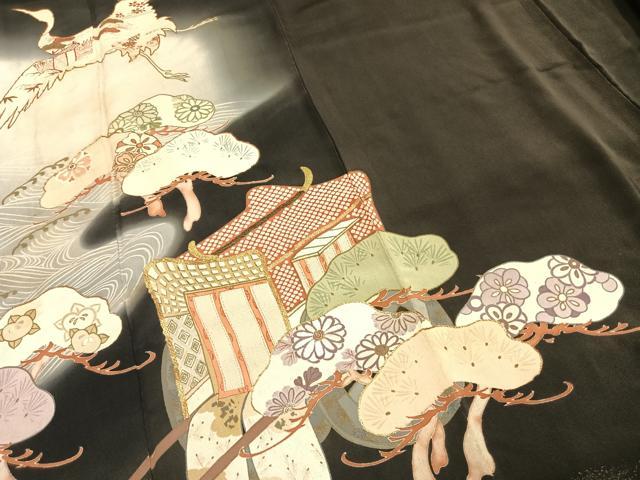 平和屋着物●アンティーク　大正ロマン　黒留袖　駒刺繍　飛鳥御所車松文　暈し染め　金彩　正絹　逸品　AABH0628fy