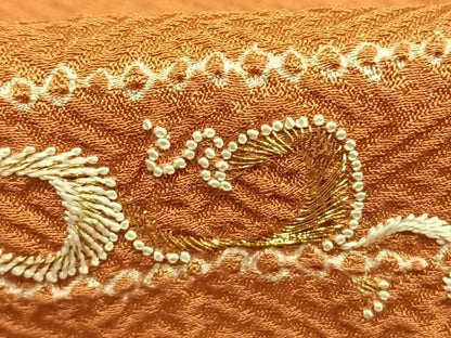 平和屋着物●訪問着　絞り　手刺繍　唐草文　金糸　大丸扱い　正絹　逸品　AABH0640fy