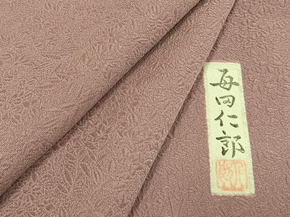 平和屋着物●本加賀友禅作家　毎田仁郎　色無地　草花地紋　薄柿色　正絹　逸品　AABH0660fy