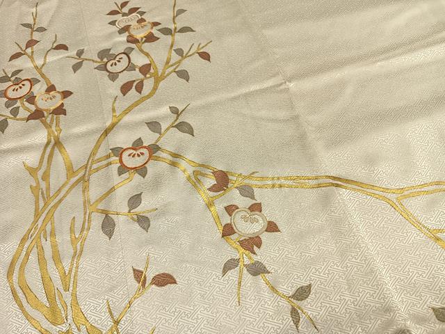 平和屋着物●豪華色留袖　駒刺繍　舞花文　金彩　正絹　逸品　CABD8971gh 平和屋着物□豪華黒留袖 駒刺繍 吉祥花文 金彩 逸品 DAAA4087arの通販