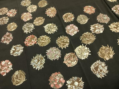 平和屋着物●訪問着　総刺繍　花丸文　黒地　金銀糸　銀座秀粋　たとう紙付き　正絹　逸品　AABH0683fy