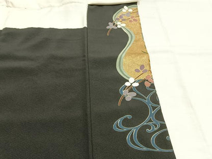 平和屋着物●豪華黒留袖　友禅　駒刺繍　流水花鳥文　金彩　正絹　逸品　AABH0689fy