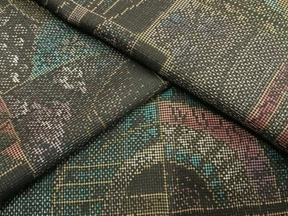 平和屋着物●本場大島紬　カタス7マルキ　幾何学文様　正絹　逸品　AABH0720fy