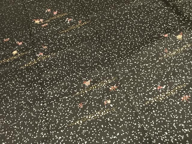平和屋着物●訪問着　駒刺繍　草花文　黒地　金糸　金彩　越後屋　正絹　逸品　AABH0791fy