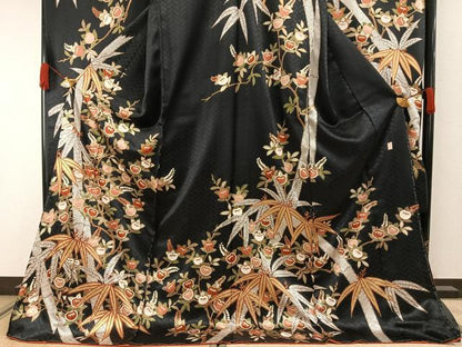 平和屋着物●十日町老舗ブランド　吉澤友禅　吾妻徳穂　振袖　駒刺繍　枝花文　黒地　仮絵羽　逸品　未使用　AABH0798fy