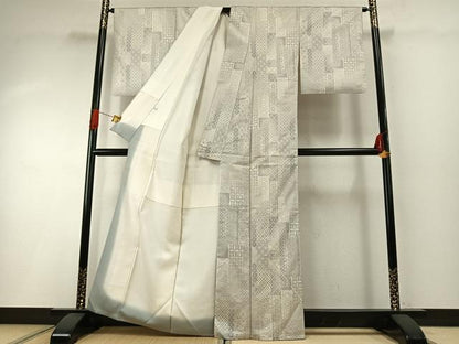 平和屋着物●本場大島紬　白大島　カタス7マルキ　窪田織物謹製　粋泥　色紙重ね文　証紙付き　正絹　逸品　AABH0799fy