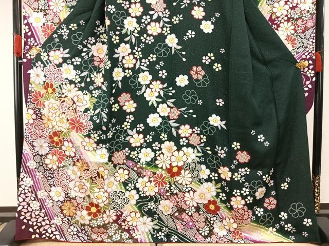 平和屋着物●豪華振袖　駒刺繍　草花文　暈し染め　金彩　銀通し地　正絹　逸品　AABH0816fy