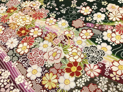 平和屋着物●豪華振袖　駒刺繍　草花文　暈し染め　金彩　銀通し地　正絹　逸品　AABH0816fy