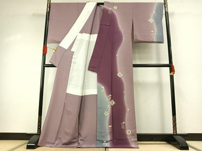 平和屋着物●訪問着　刺繍　貝紫　吉祥花文　暈し染め　金糸　金彩　ロング丈　正絹　逸品　AABH0843fy