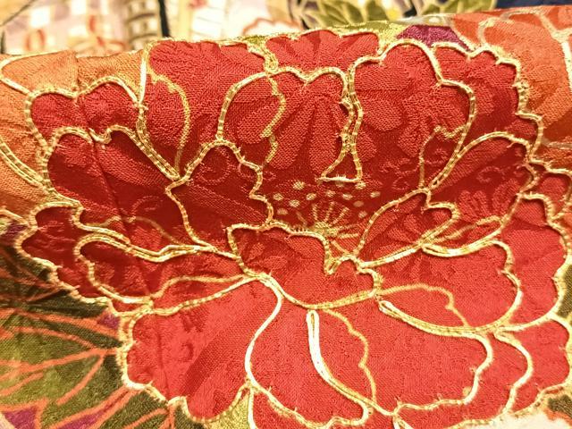 平和屋着物●豪華振袖　駒刺繍　御所車花文　金彩　京都きもの友禅扱い　正絹　逸品　AABH0867fy