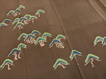 平和屋着物●訪問着　友禅　刺繍　枝松文　小大丸　たとう紙付き　正絹　逸品　AABH0894fy