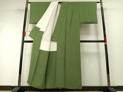 平和屋着物●上質な色無地　松葉色　正絹　逸品　AABH0907fy