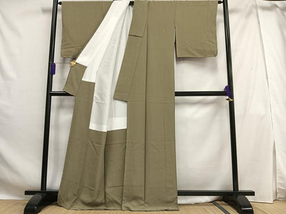 平和屋着物■上質な色無地 肥後煤竹色 正絹 逸品 AABH0929oa