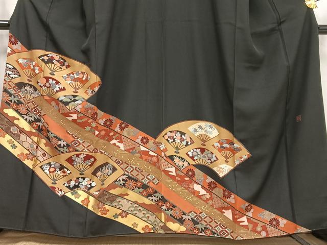 平和屋着物■豪華黒留袖 作家物 駒刺繍 地紙扇面花文 金彩 正絹 逸品 AABH0975oa