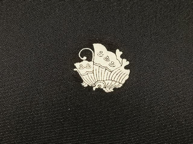 平和屋着物■豪華黒留袖 作家物 駒刺繍 地紙扇面花文 金彩 正絹 逸品 AABH0975oa