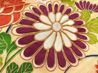 平和屋着物■豪華振袖 駒刺繍 雲取り花文 金彩 正絹 逸品 AABH1057oa