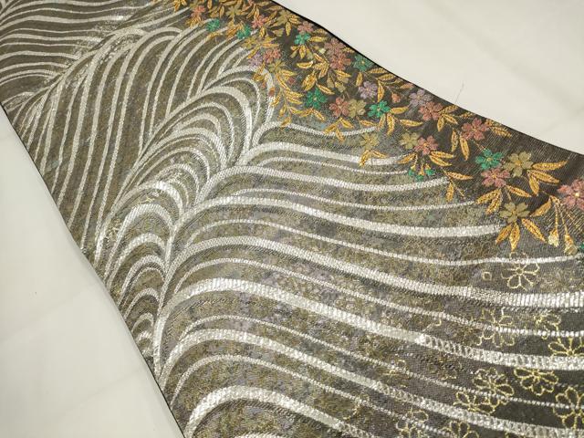 平和屋着物▼六通柄袋帯　立波花文　黒地　金銀糸　正絹　逸品　AABH1808wj