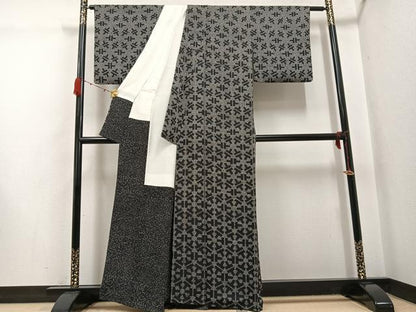 平和屋着物●二代目 川村久太郎　訪問着　幾何学文様　たたき染め　黒地　正絹　逸品　AABH2006ph