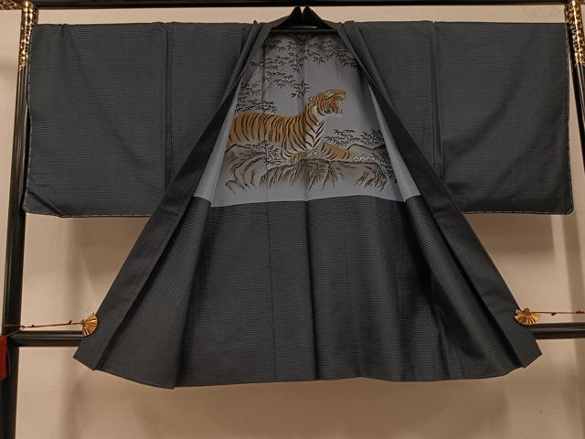 平和屋着物●男性　本場大島紬　アンサンブル　100亀甲　総詰め　正絹　逸品　未使用　AABH2022ph