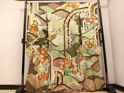 平和屋着物●豪華振袖　駒刺繍　吉祥花文　金彩　正絹　逸品　AABH2038ph