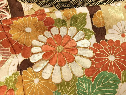 平和屋着物●豪華振袖　駒刺繍　吉祥花文　金彩　正絹　逸品　AABH2038ph