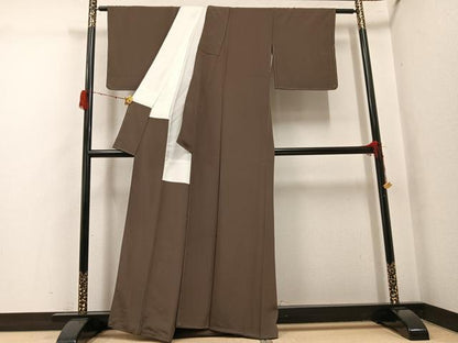 平和屋着物●上質な色無地　海松茶色　正絹　逸品　未使用　AABH2053ph