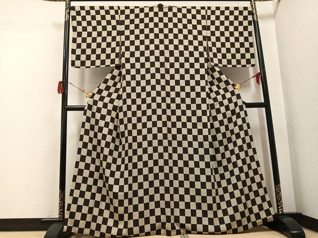 平和屋着物●上質な小紋　市松文　鉄黒色　正絹　逸品　AABH2064ph