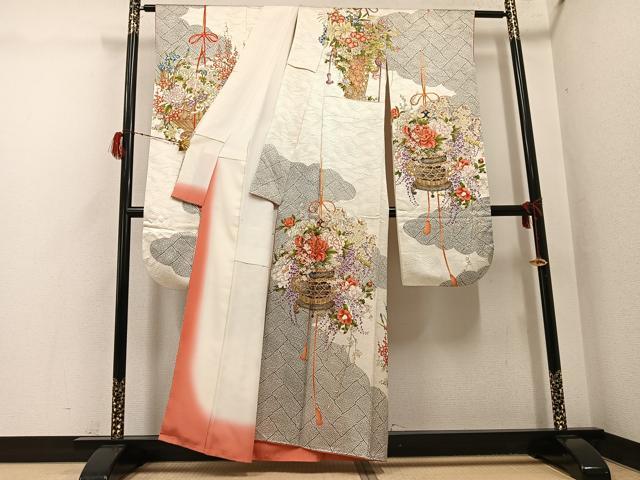 平和屋着物●豪華振袖　駒刺繍　飾花文　金彩　正絹　逸品　AABH2077ph