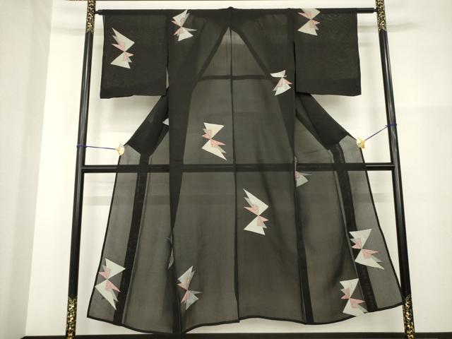 平和屋着物＊夏物　小紋　紗　舞蝶文　寿光織　黒地　銀糸　正絹　逸品　AABH2085ck