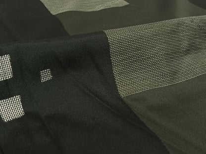 平和屋着物▽本場大島紬　単衣　7マルキ　幾何学文様　黒地　正絹　逸品　AABH2181jh